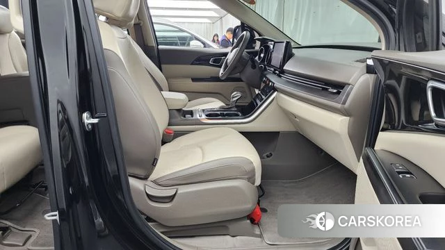 Kia Carnival 4th generation 2023 Черный из Кореи, фото 2