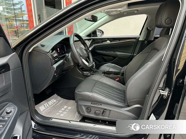 Volkswagen Passat 2023 Черный из Китая, фото 2