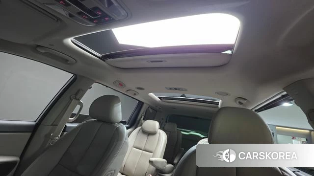 Kia The New Carnival 2018 Белый из Кореи, фото 2