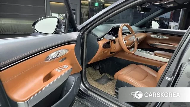 Genesis GV70 2021 Серый из Кореи, фото 2