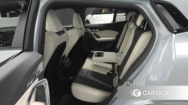 BMW X2 (U10) 2025 Серебристо-серый из Кореи, фото 2