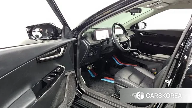 Kia EV6 2022 Черный из Кореи, фото 2