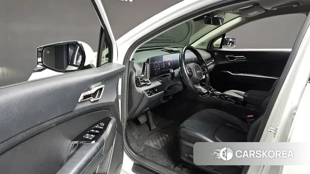 Kia Sportage 5th Generation 2021 Белый из Кореи, фото 2