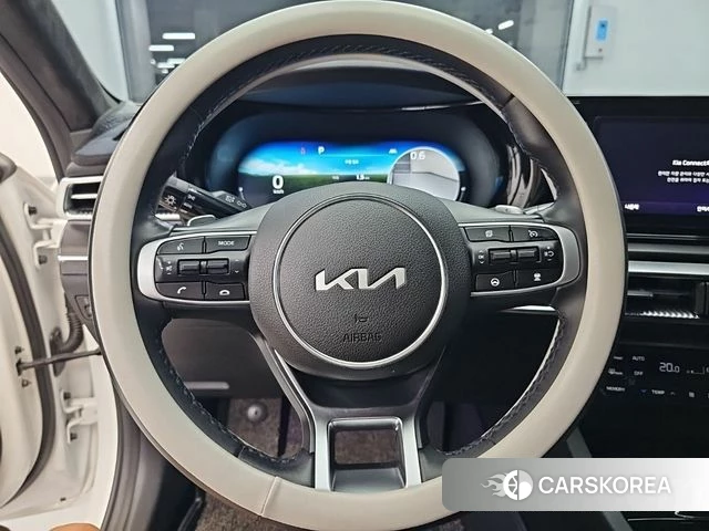 Kia K5 3rd generation 2022 Белый из Кореи, фото 2