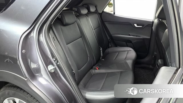 Kia Stonic 2020 Серый из Кореи, фото 2