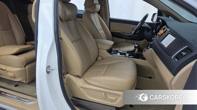 Kia The New Carnival 2019 Белый из Кореи, фото 2