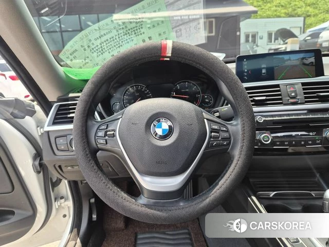 BMW 3 Series GT (F34) 2019 Белый из Кореи, фото 2