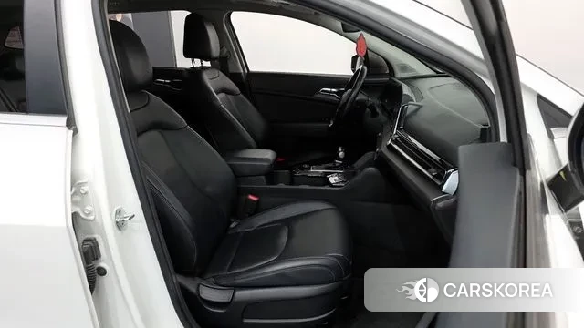 Kia Sportage 5th Generation 2021 Белый из Кореи, фото 2