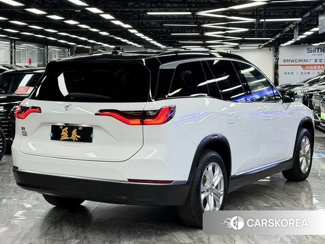 Weilai ES8 2022 Белый из Китая, фото 2