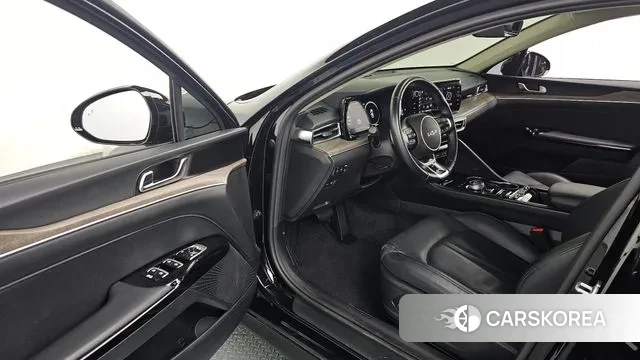 Kia K5 Hybrid 3rd Generation 2022 Черный из Кореи, фото 2