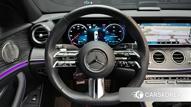 Mercedes-Benz E-Class W213 2023 Серый из Кореи, фото 2