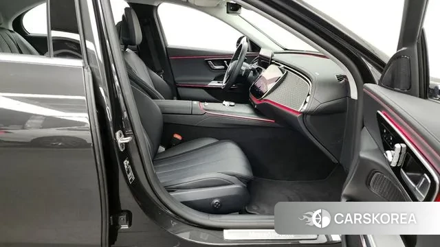 Mercedes-Benz E-Class W214 2025 Серый из Кореи, фото 2