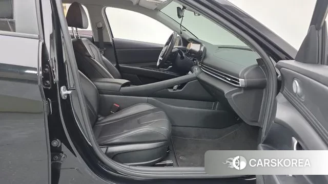 Hyundai Avante (CN7) 2021 Черный из Кореи, фото 2