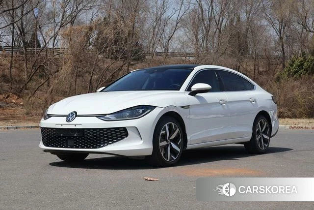 Volkswagen Lingdu 2023 Белый из Китая, фото 2