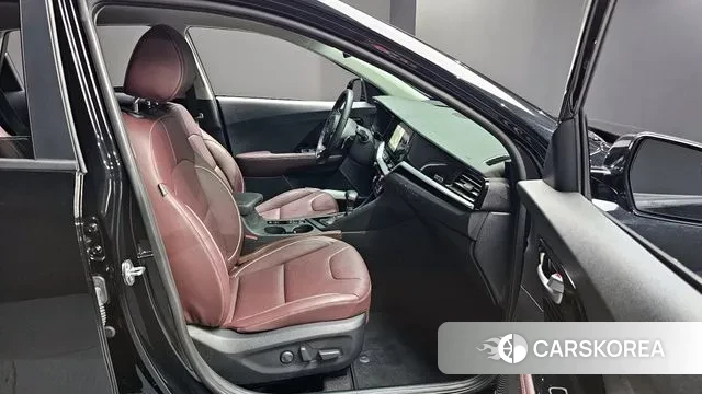 Kia The New Niro 2021 Черный из Кореи, фото 2