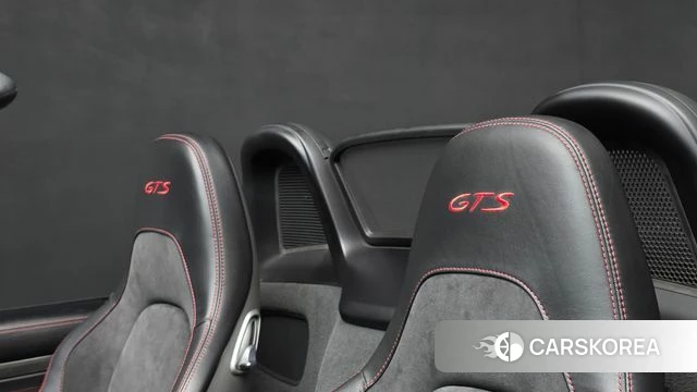 Porsche 718 Boxster 2018 Красный из Кореи, фото 2