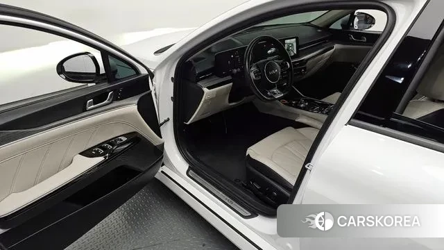 Kia The New K5 3rd generation 2023 Белый из Кореи, фото 2