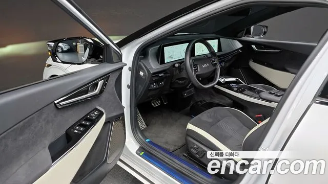 Kia EV6 2024 Белый из Кореи, фото 2