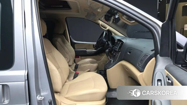 Hyundai The New Grand Starex 2019 Серебряный из Кореи, фото 2