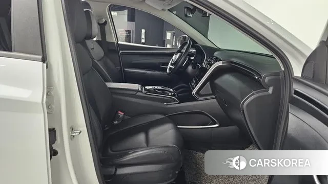 Hyundai Tucson (NX4) 2021 Белый из Кореи, фото 2