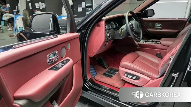 Rolls-Royce Cullinan 2022 Черный из Кореи, фото 2