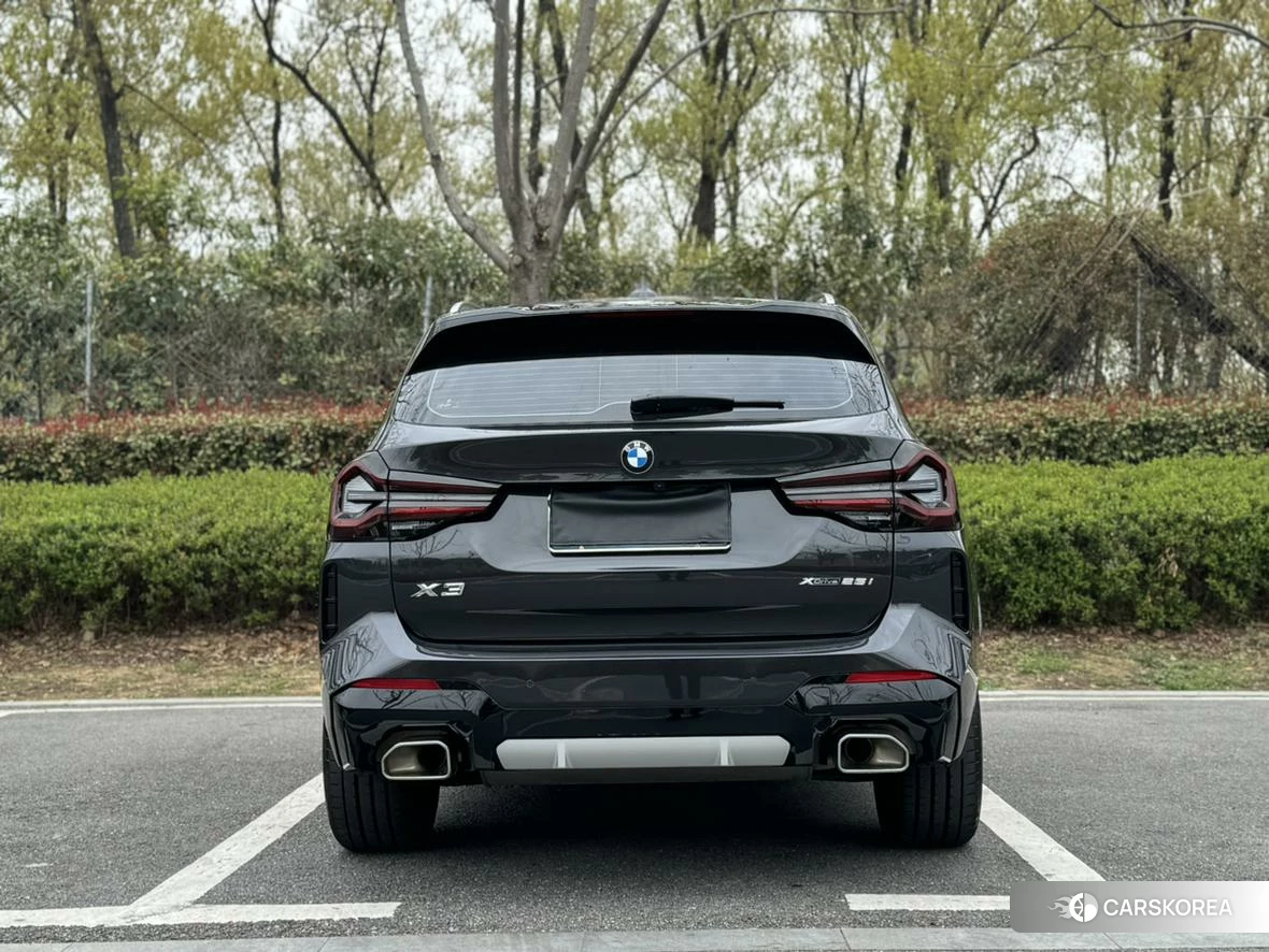 BMW X3 2022 Черный из Китая, фото 2