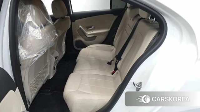Mercedes-Benz A-Class W177 2022 Белый из Кореи, фото 2