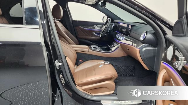 Mercedes-Benz E-Class W213 2019 Черный из Кореи, фото 2