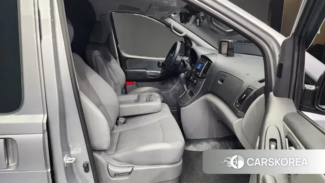 Hyundai The New Grand Starex 2018 Серебряный из Кореи, фото 2