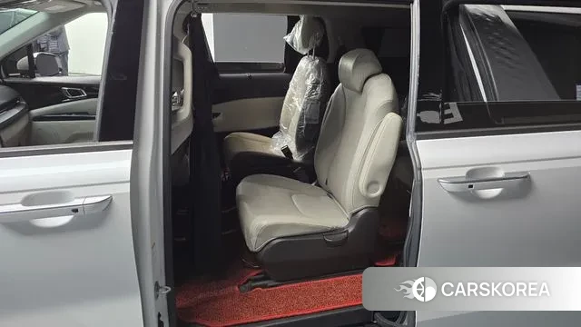Kia Carnival 4th generation 2021 Белый из Кореи, фото 2