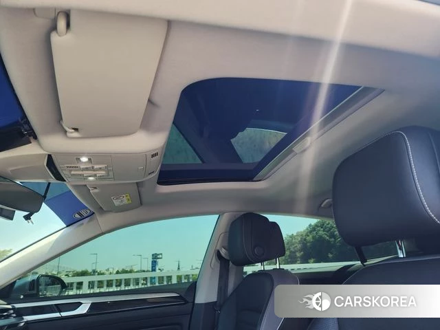 Volkswagen Arteon 2022 Черный из Кореи, фото 2