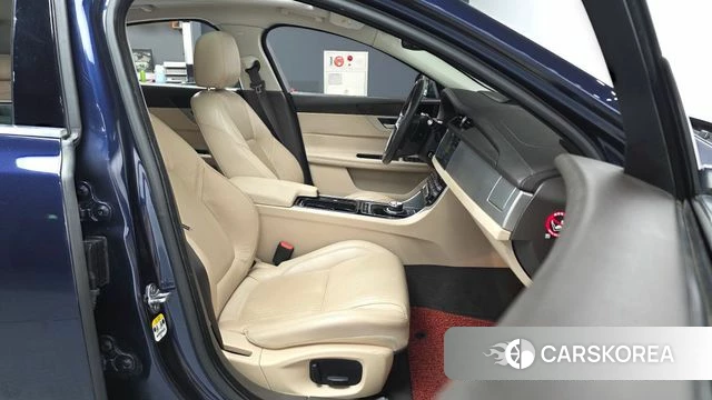 Jaguar XF (X260) 2018 Синий из Кореи, фото 2