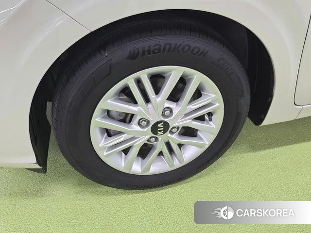 Kia Morning Urban (JA) 2020 Жемчужный цвет из Кореи, фото 2
