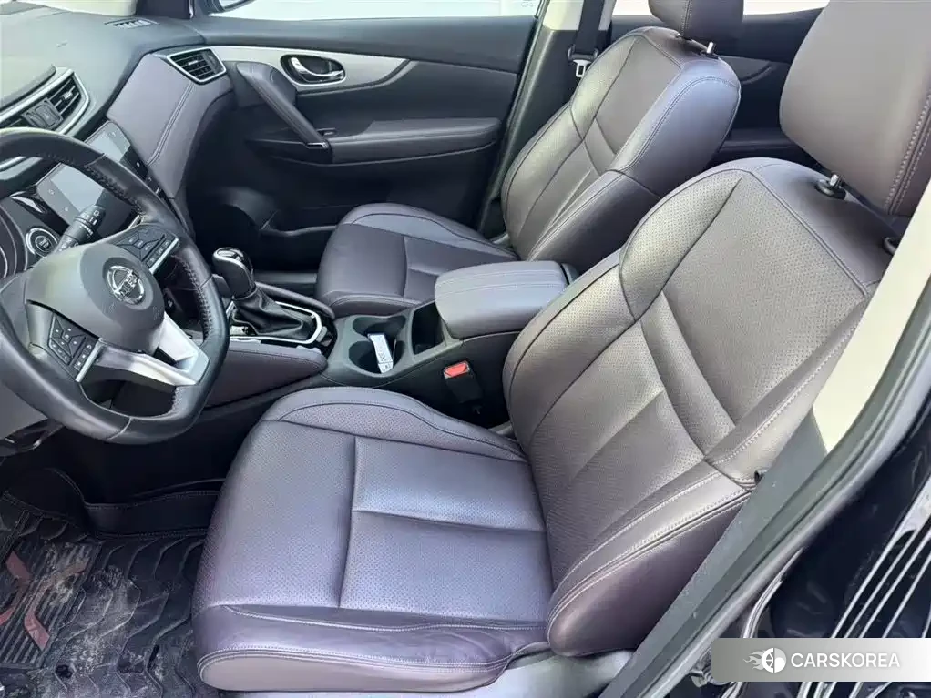 Nissan Qashqai 2022 Черный из Китая, фото 2