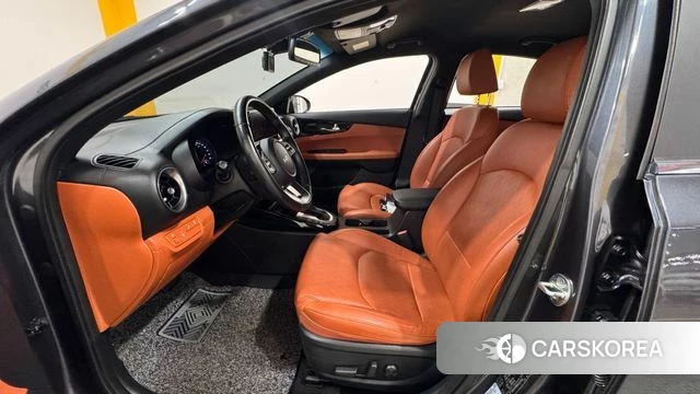 Kia The New K3 2nd generation 2021 Серый из Кореи, фото 2