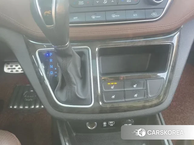 Hyundai The New Grand Starex 2018 Коричневый из Кореи, фото 2