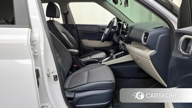 Hyundai Venue 2019 Белый из Кореи, фото 2