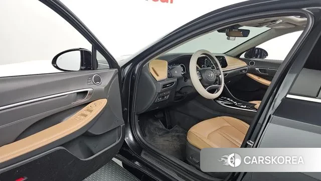 Hyundai Sonata (DN8) 2022 Серый из Кореи, фото 2