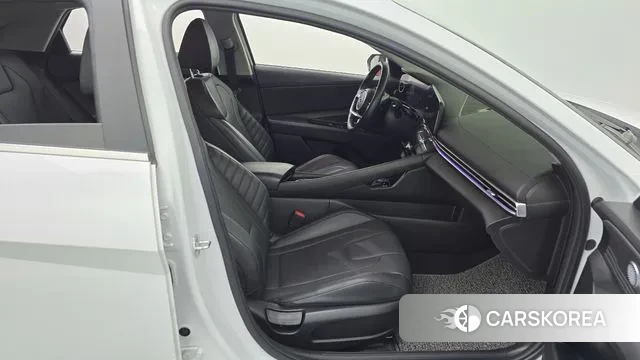 Hyundai Avante Hybrid (CN7) 2020 Белый из Кореи, фото 2