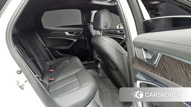 Audi A6 (C8) 2022 Белый из Кореи, фото 2