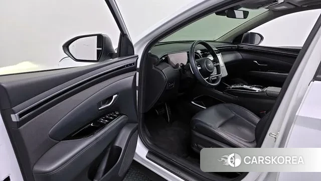 Hyundai Tucson (NX4) 2023 Белый из Кореи, фото 2