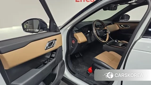 Land Rover Range Rover Velar 2024 Белый из Кореи, фото 2