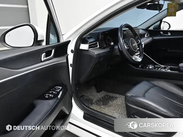 Kia K5 3rd generation 2021 Белый из Кореи, фото 2