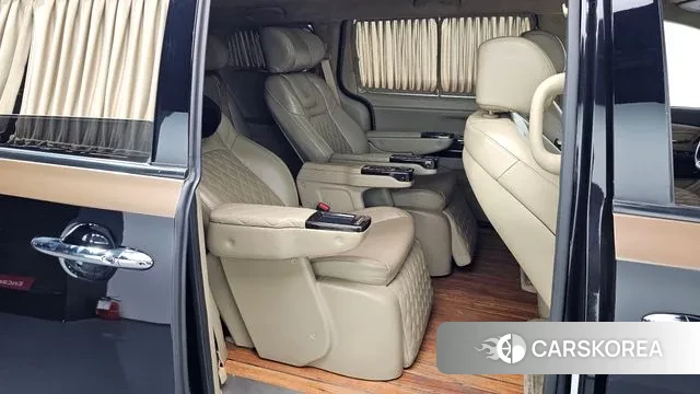 Kia The New Carnival 2018 Черный из Кореи, фото 2