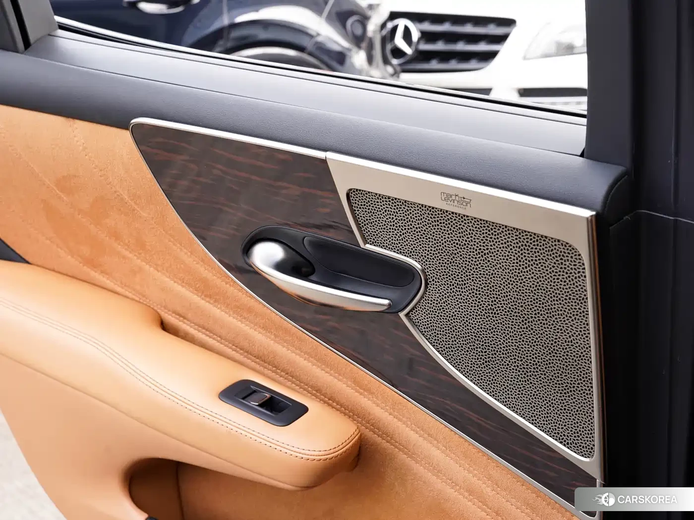 Lexus LS 2022 Черный из Китая, фото 2