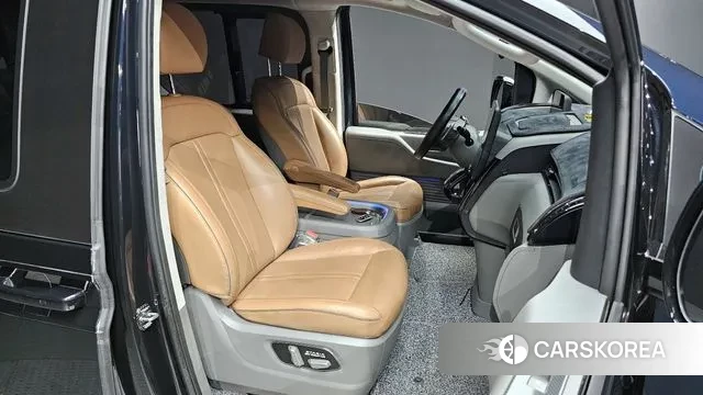Hyundai Staria 2021 Синий из Кореи, фото 2
