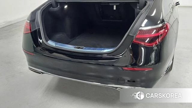 Mercedes-Benz S-Class W223 2023 Черный из Кореи, фото 2