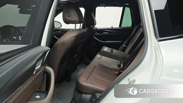 BMW X3 (G01) 2023 Белый из Кореи, фото 2