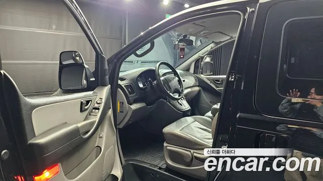 Hyundai The New Grand Starex 2019 Черный из Кореи, фото 2