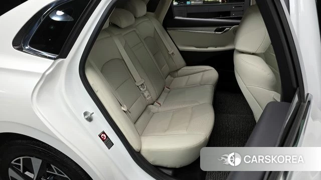 Hyundai The New Grandeur IG Hybrid 2022 Белый из Кореи, фото 2